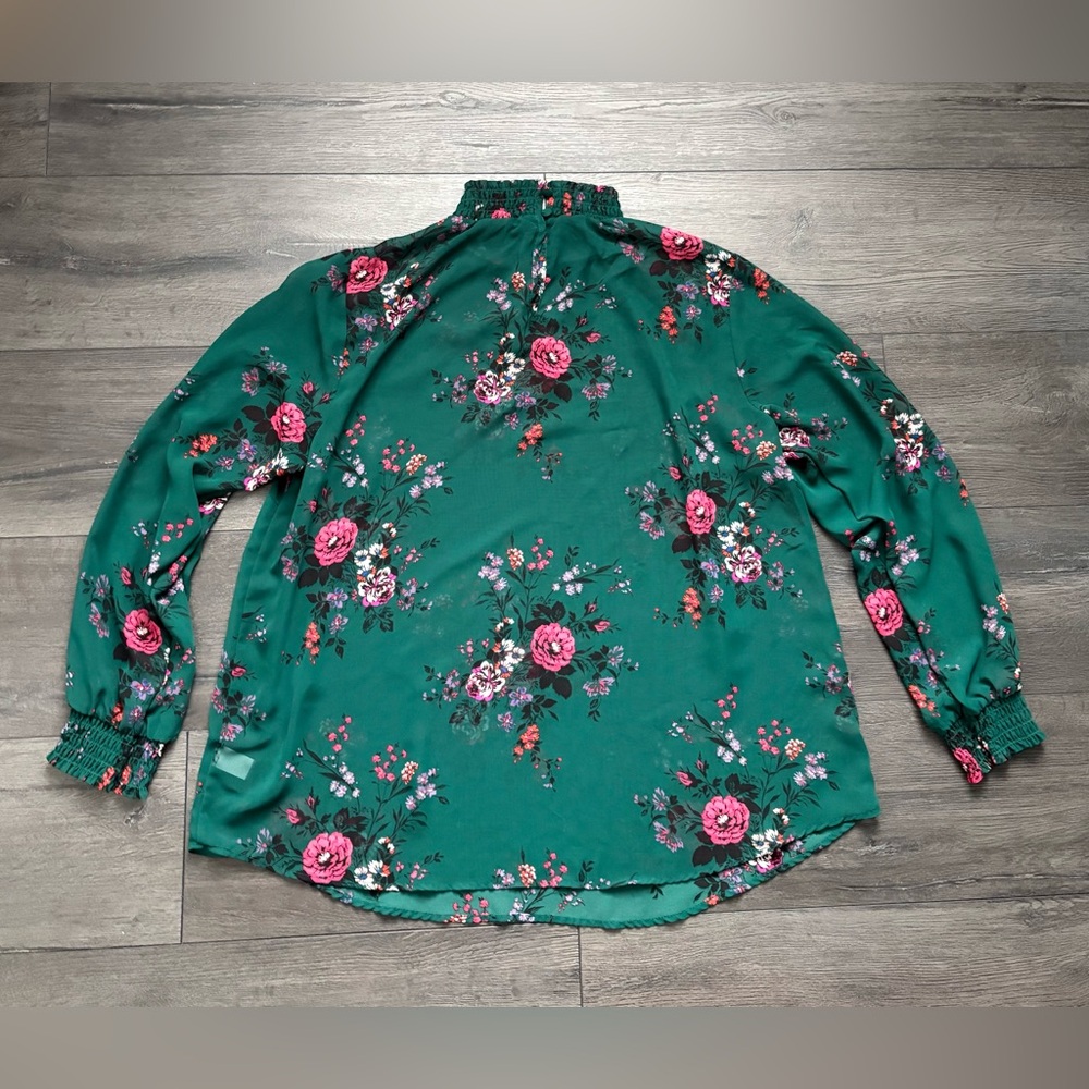 Torrid Womens Green Floral Print Sheer Long Sleeve Blouse Size 1 (14/16)(1X) - Picture 9 of 10